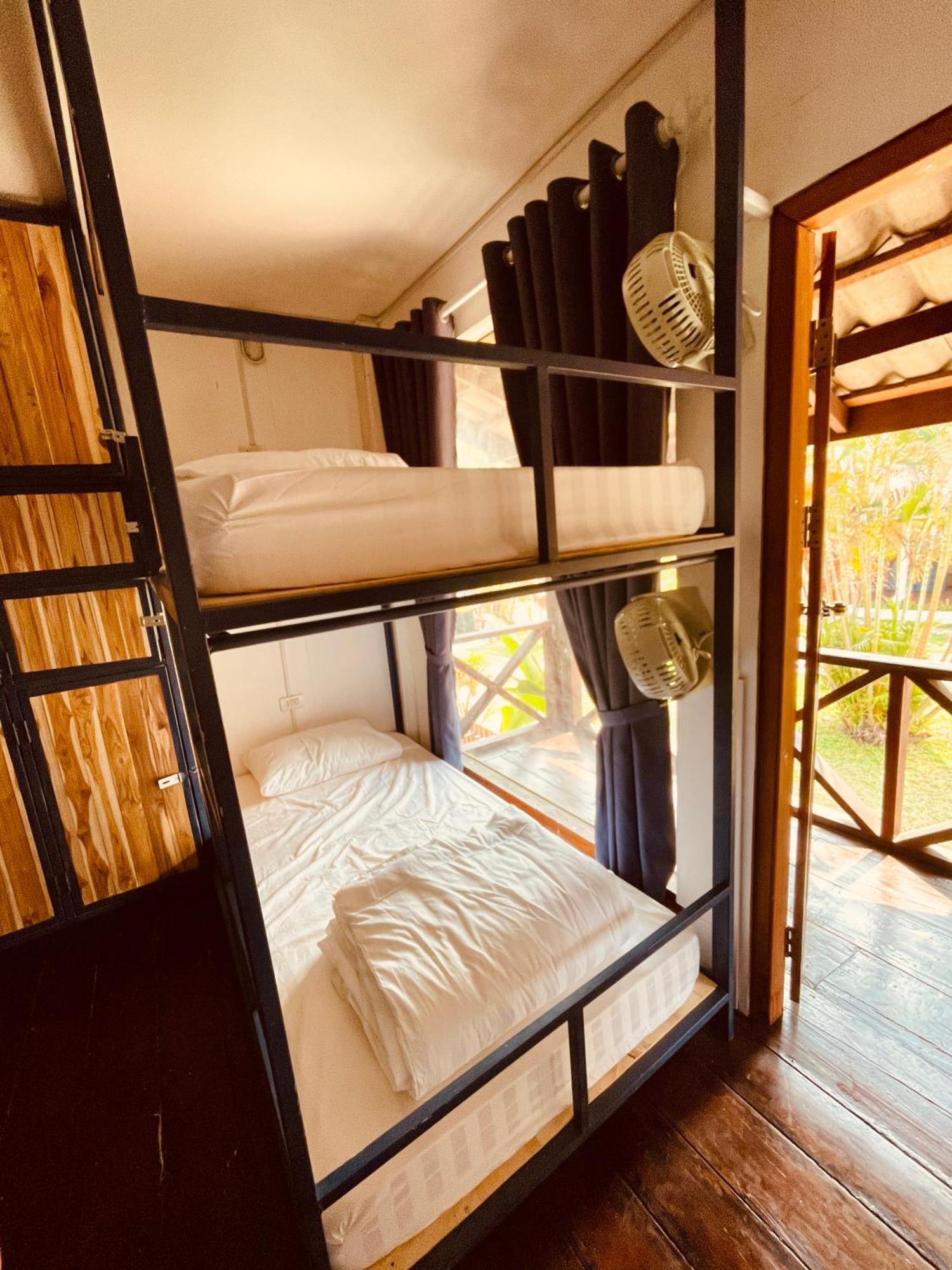 The Jam Hostel Λουάνγκ Πραμπάνγκ Εξωτερικό φωτογραφία
